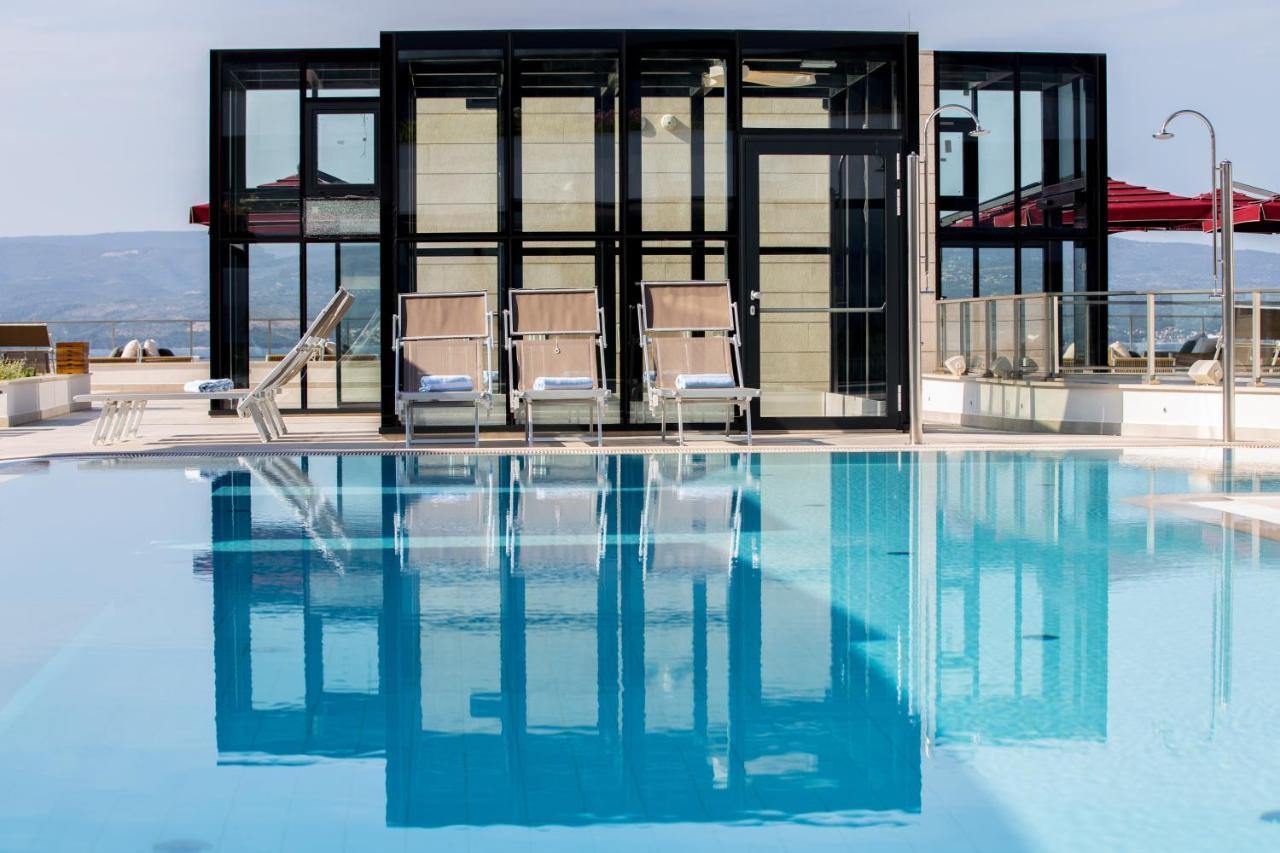 Hotel Plaza Duće מראה חיצוני תמונה